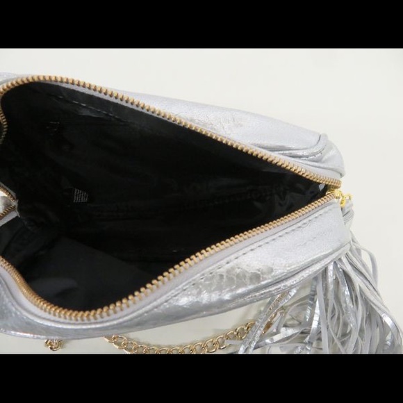 Victoria’s Secret Crossbody Handbag - Picture 5 of 5